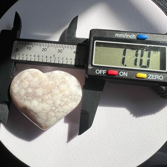 Flower Agate‎ Heart Carving (#10) - Picture 7 of 9